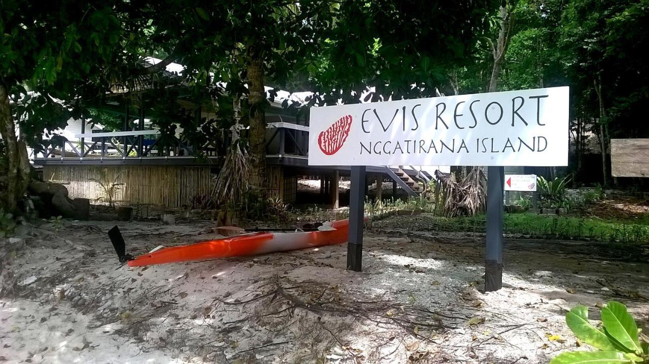 Evis Resort At Nggatirana Island Halisi ภายนอก รูปภาพ