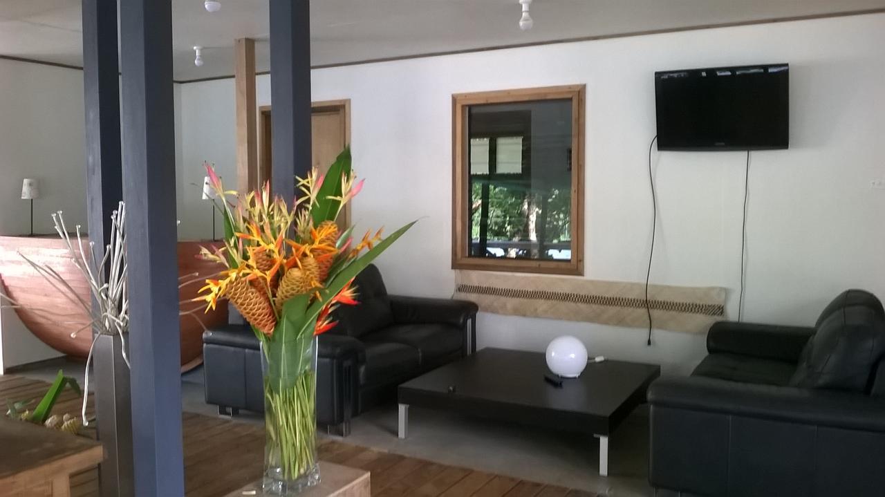 Evis Resort At Nggatirana Island Halisi ภายนอก รูปภาพ